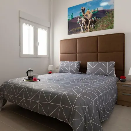 Lanzarote Апартаменты *
